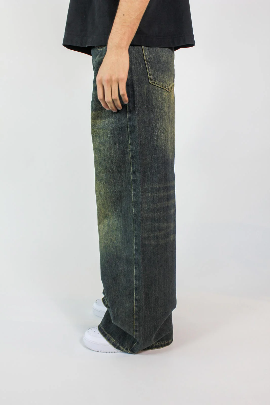 Sun Bleached Denim - Image 6